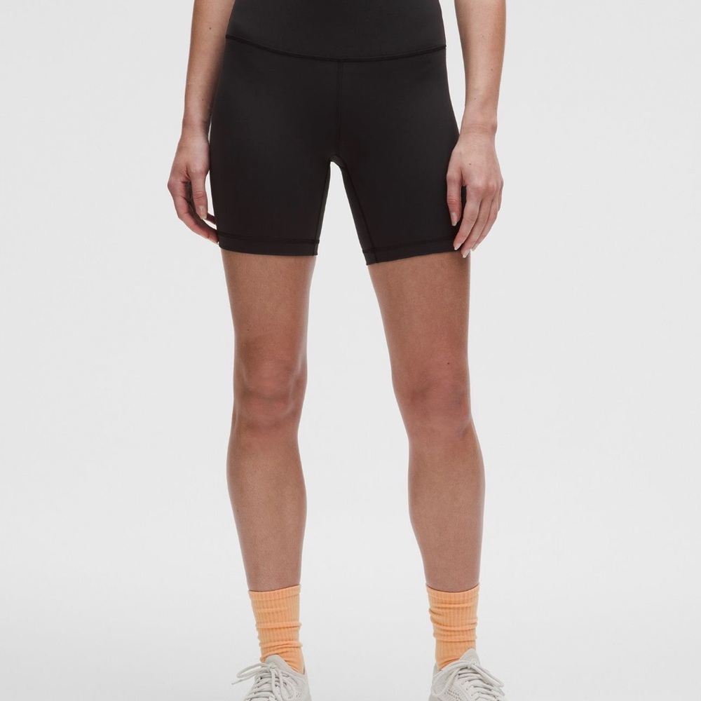 Lululemon Wunder Train High Rise Shorts 6”